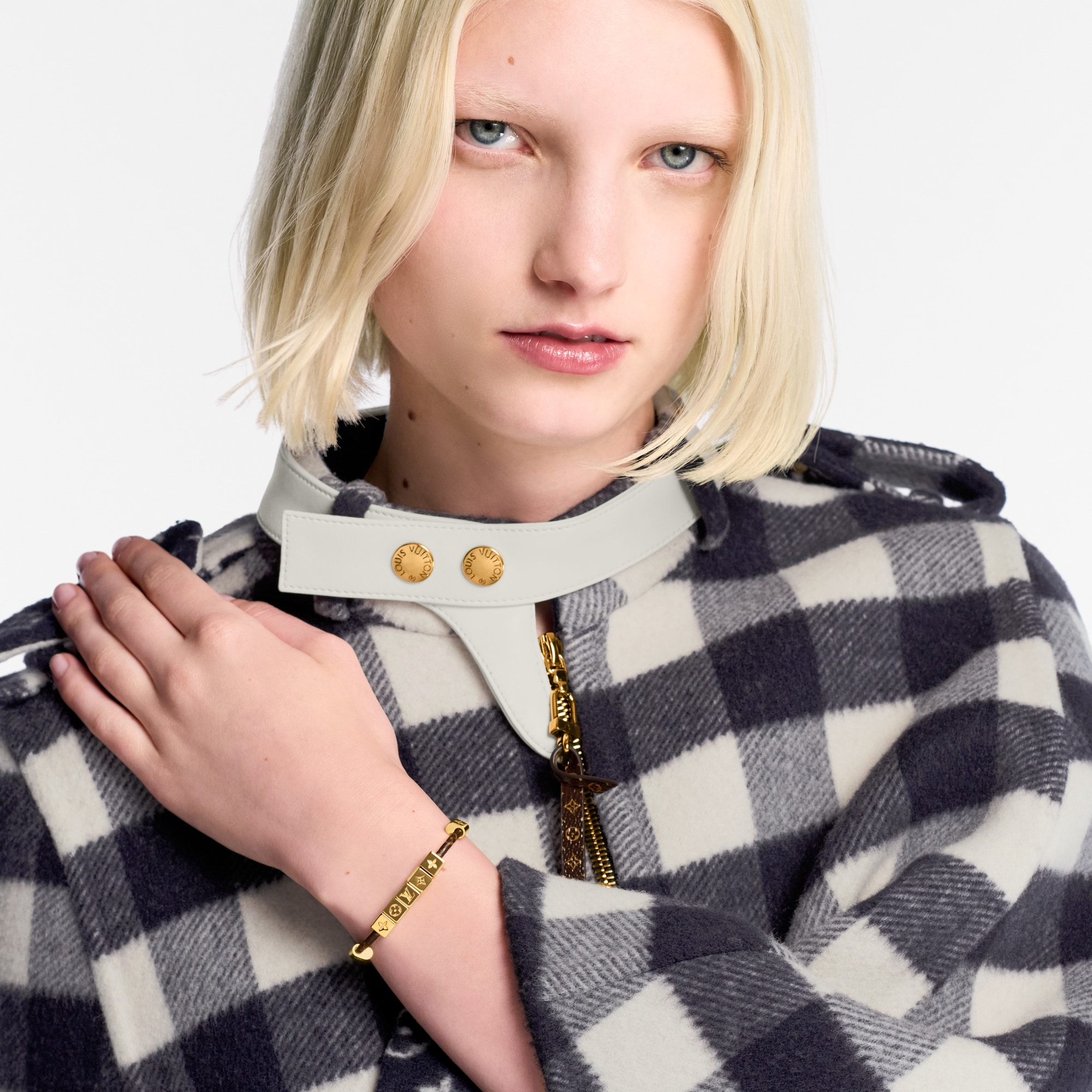 【ミニマルなラグジュアリー】LV Cube ブレスレット LV Cube Bracelet Other Leathers - Fashion Jewellery | LOUIS